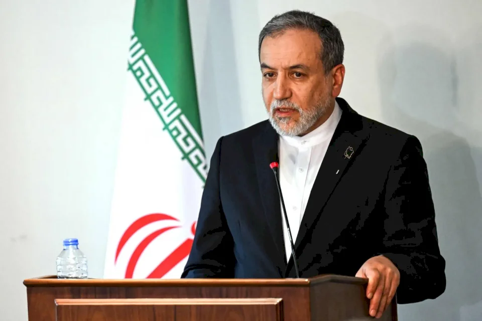 Ministre des Affaires étrangères d'Iran : Des éléments du Mossad se déploient à Téhéran pour suivre les manifestations