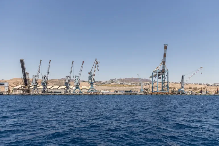 تقرير: ميناء إيلات يواجه "أسوأ أزمة في تاريخه"