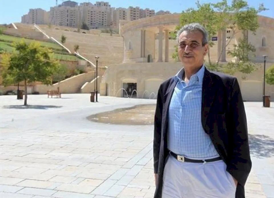 بعد منعه لساعات.. مصادر لـ "صدى نيوز": السماح بسفر رئيس لجنة التكنوقراط بغزة