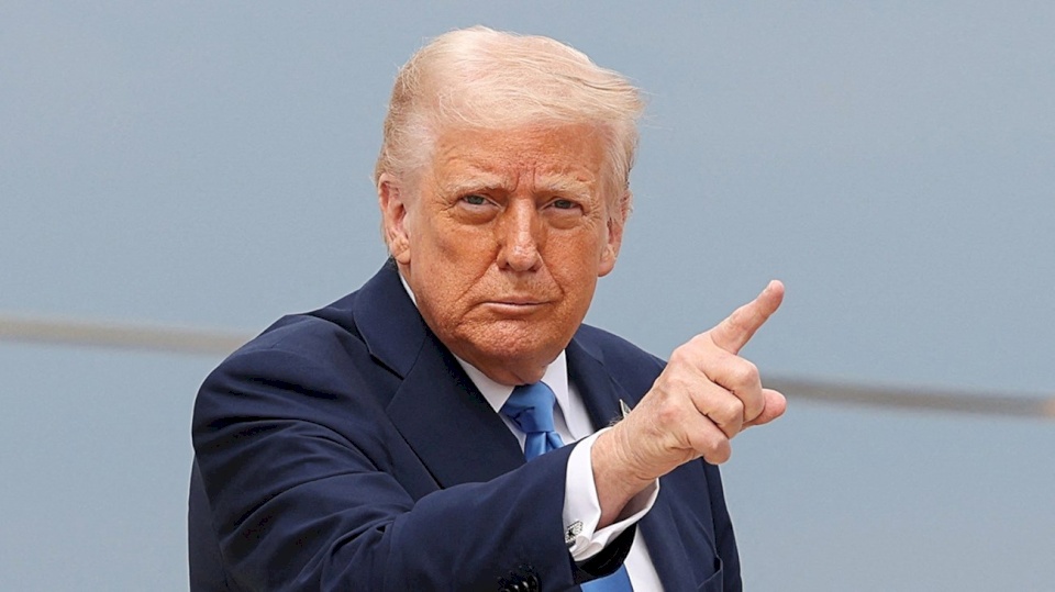 Trump imposes tariffs on some European countries over Greenland