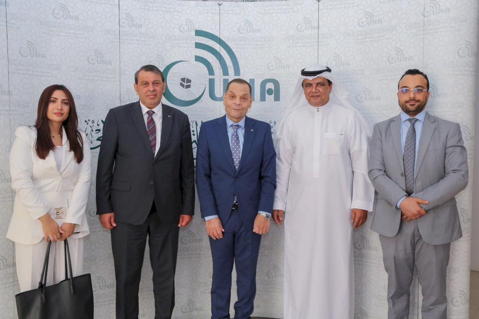 المندوب الدائم لدولة فلسطين لدى التعاون الإسلامي يبحث مع (يونا) تعميم فتوى جواز توجيه الزكاة لدعم الأونروا