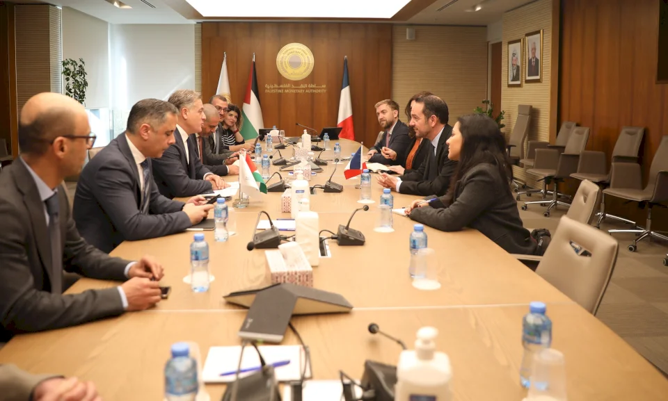 The Governor of the Central Bank Meets the French Consul General to Discuss Developments in the Financial and Banking Sector