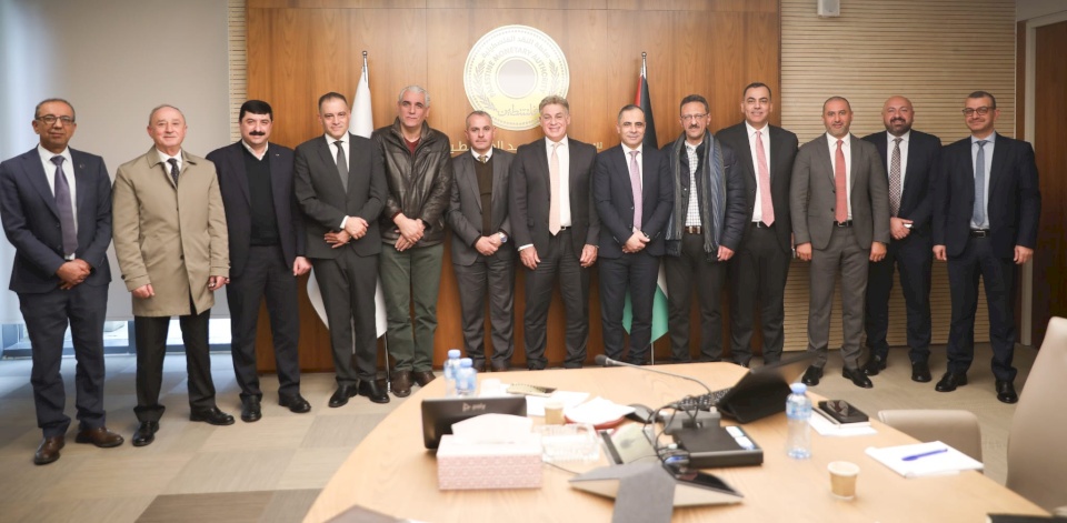 The Monetary Authority and the Federation of Chambers of Commerce Discuss Economic Developments and Mechanisms to Support the Private Sector