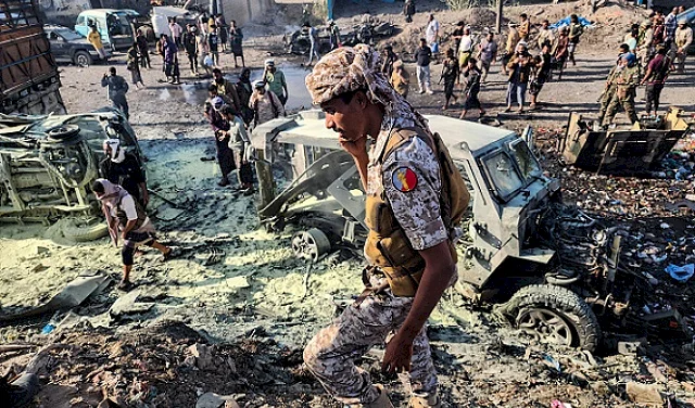 5 قتلى في تفجير استهدف قائدا عسكريا مواليا للسعودية في عدن