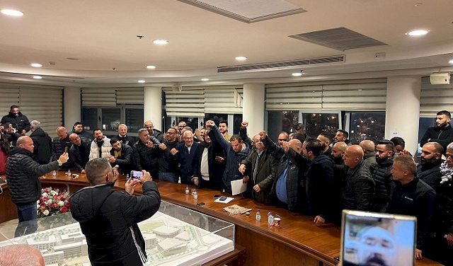 Arab Party Leaders Sign Document to Work on Forming the Joint List