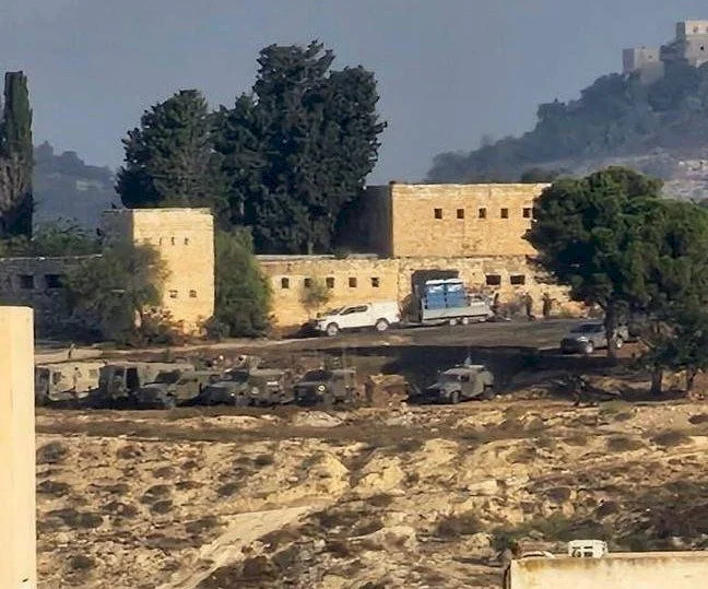 Des colons envahissent le site de Tarsala Al-Makhlah au sud de Jénine