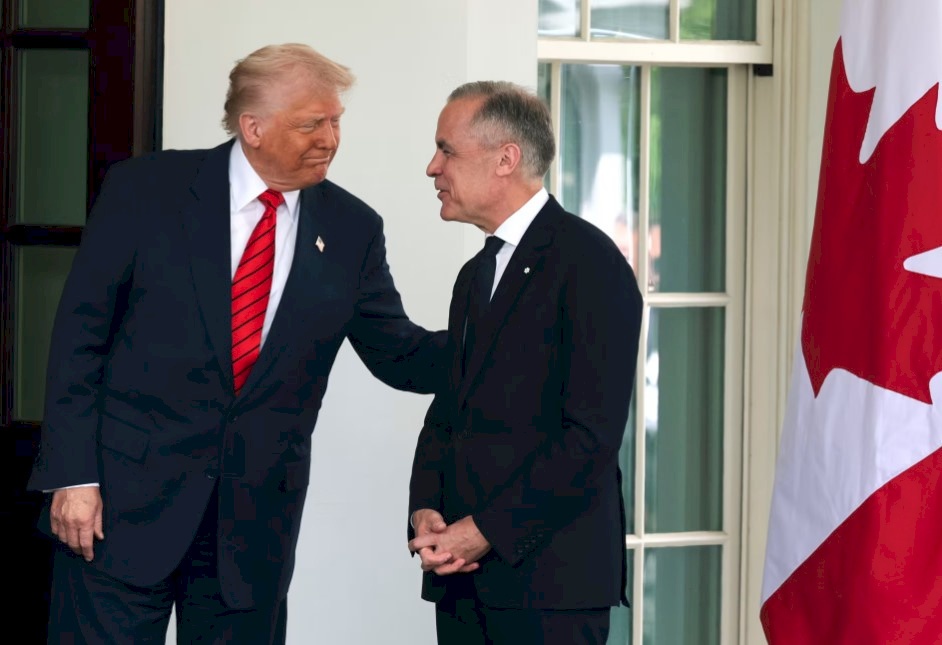 Trump: Canada Opposes Building the 'Golden Dome' Over Greenland and Establishes Relations with China