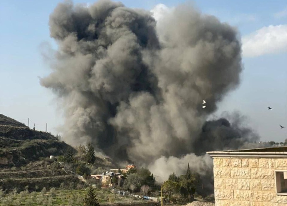 غارات إسرائيلية على شرقي وجنوبي لبنان