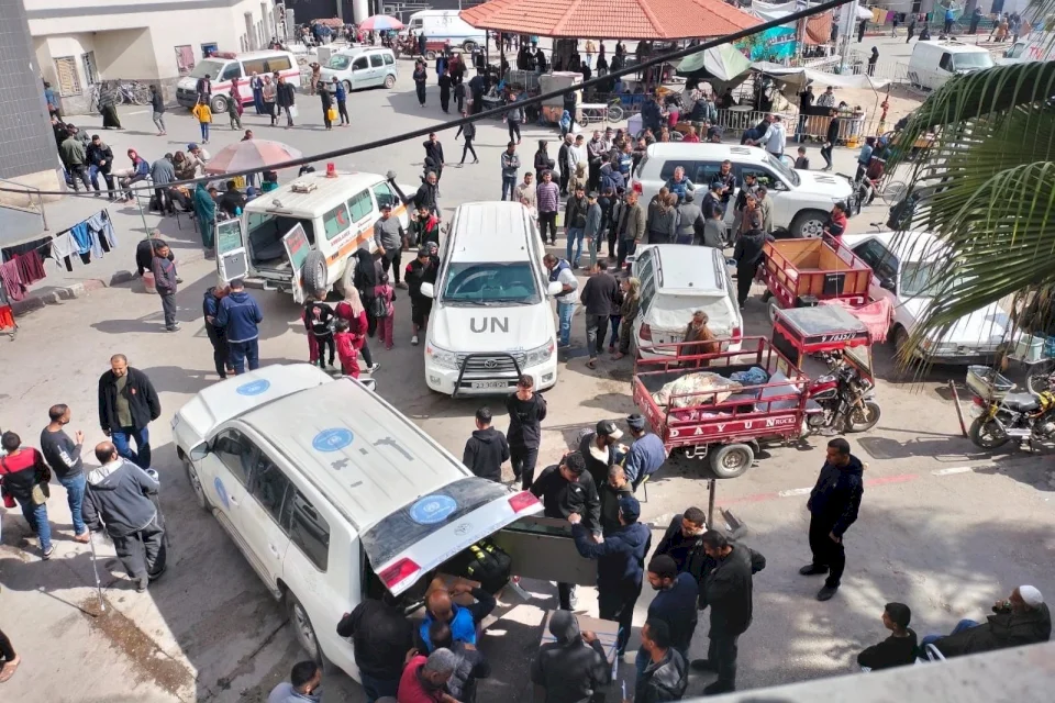  الصحة في غزة: آلاف الجرحى بحاجة لإجلاء عاجل عبر معبر رفح