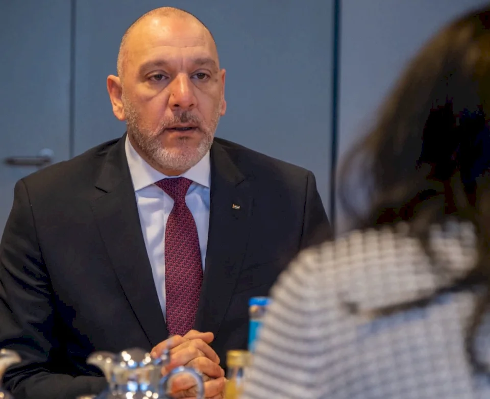 السفير ليث عرفة يبحث مع وزيرة ألمانية مجمل التطورات السياسية والميدانية بالأراضي الفلسطينية