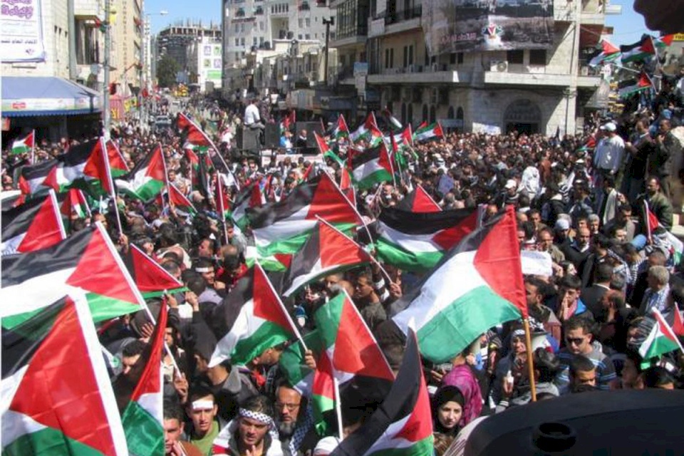  قوى رام الله والبيرة تدعو إلى أوسع مشاركة في الفعاليات الشعبية أمام الصليب الأحمر الدولي