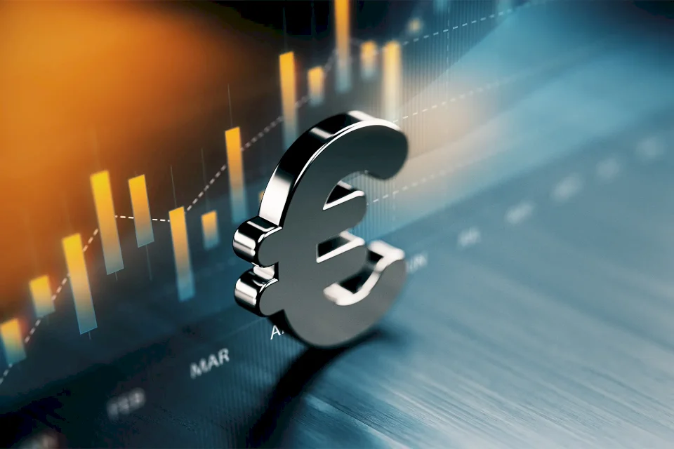 بالأرقام.. هل ينقذ "اليورو الرقمي" أوروبا من هيمنة "فيزا" و"ماستر كارد" الأمريكيتين؟