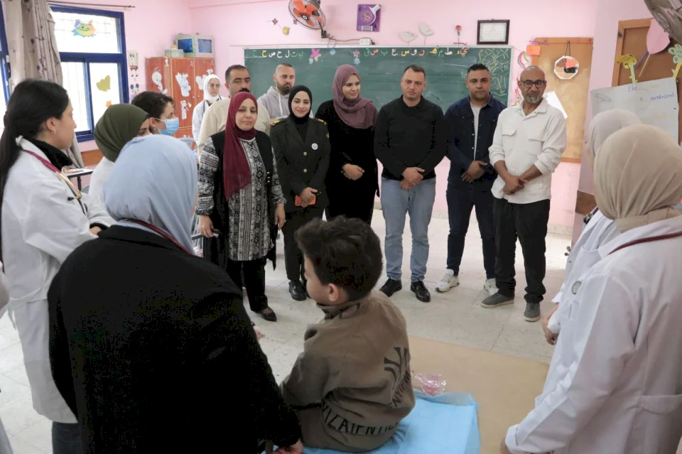 معهد النجاح للصحة العالمية ينظم يوماً طبّياً مجانياً في ضاحية اكتابا في مدينة طولكرم