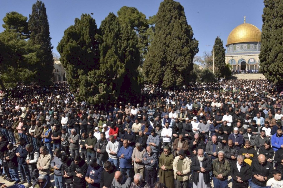 The Occupation Continues to Close Al-Aqsa Mosque