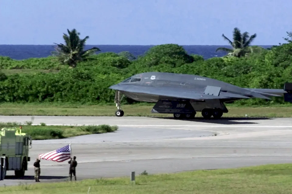 דיווח: בריטניה סירבה לשימוש בוושינגטון בבסיסים דייגו גרסיה ווירפורד למתקפה על איראן