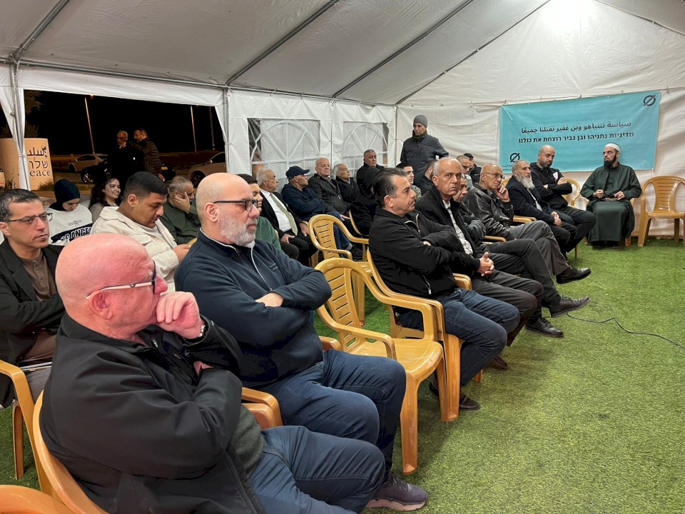 En protestation contre le crime : Activités continues dans la tente de sit-in des présidents des autorités locales arabes à Wadi Ara