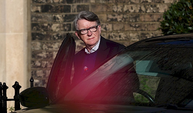 London Police Release Former Minister Peter Mandelson on Bail in Epstein Case
