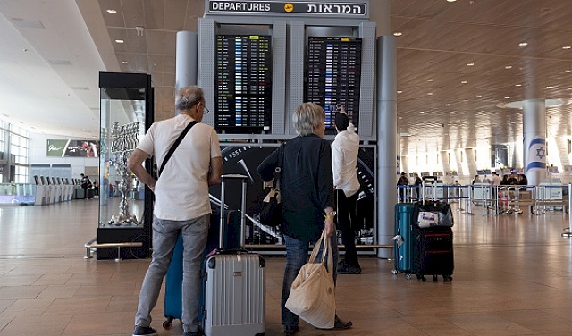 دول عديدة تجلي دبلوماسييها وتطلب من مواطنيها تجنب السفر لإسرائيل وإيران