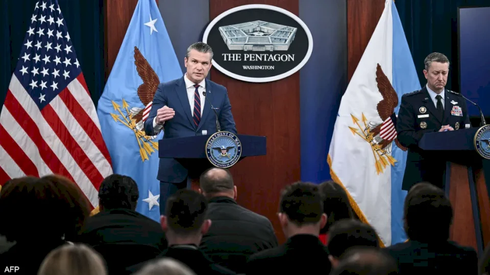 وزير الحرب الأميركي: إيران لن تكون "حربا بلا نهاية"