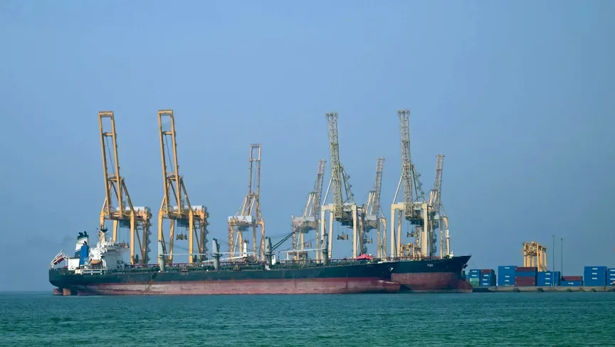 The Crisis in the Strait of Hormuz Hits Global Trade, Not Just Oil