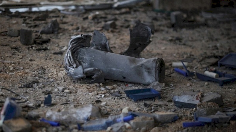 Police : 106 projectiles dans diverses provinces ont entraîné deux blessures et 12 cas de dommages matériels