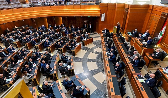 لبنان: تمديد ولاية مجلس النواب لسنتين وتأجيل الانتخابات التشريعية