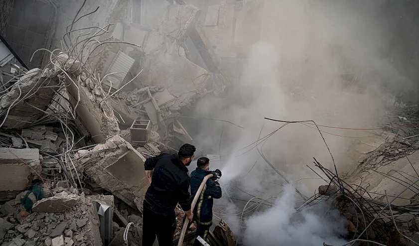 פצועים, בהם שניים במצב קשה, בקריית שמונה וחדירה קרקעית ישראלית איטית בלבנון