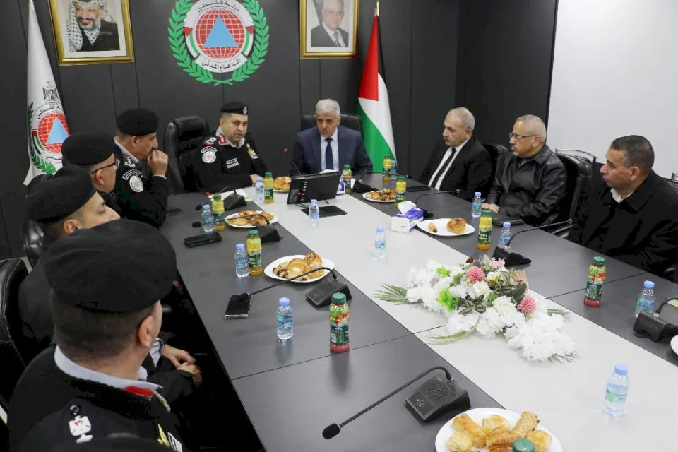 "החינוך" וכוחות ההצלה דנים בעתיד חזרת הלימודים לאור הנסיבות הקיימות