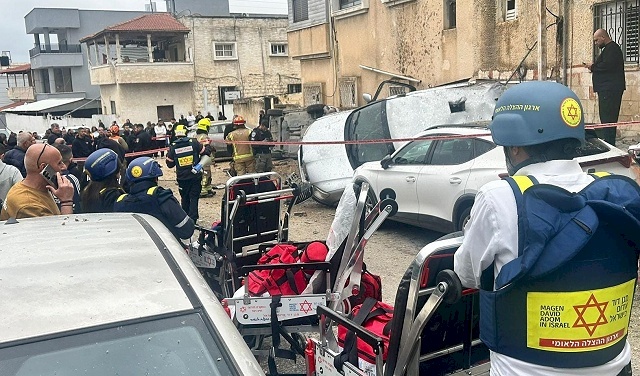 Kafr Qassem: 5 Injured by Rocket Shrapnel and Ongoing Field Search Operations