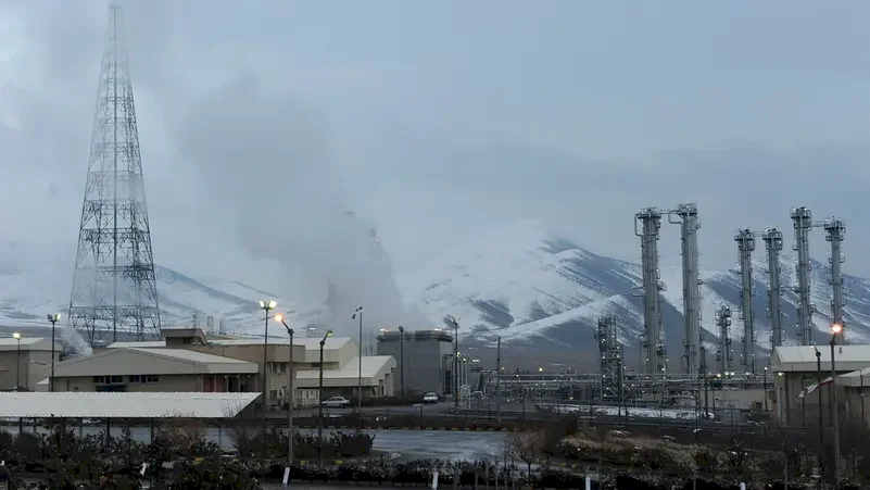 Airstrikes Target Arak Reactor in Central Iran.. Bombing of Uranium Processing Plant