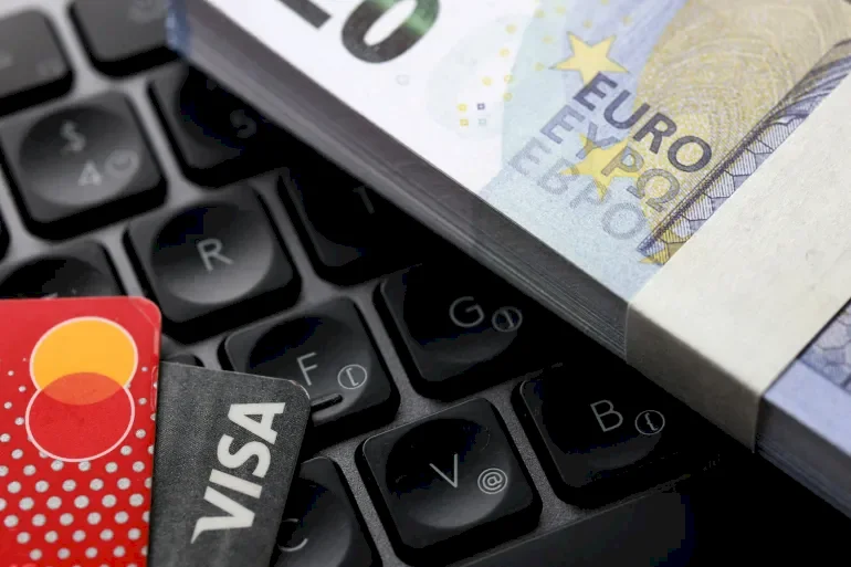 Financial Times : La guerre en Iran fait grimper le coût de l'emprunt dans la zone euro à son niveau le plus élevé depuis des années