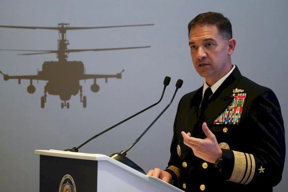 قائد "سنتكوم": لم نعد نرى أسطول إيران البحري ولا طائراتهم