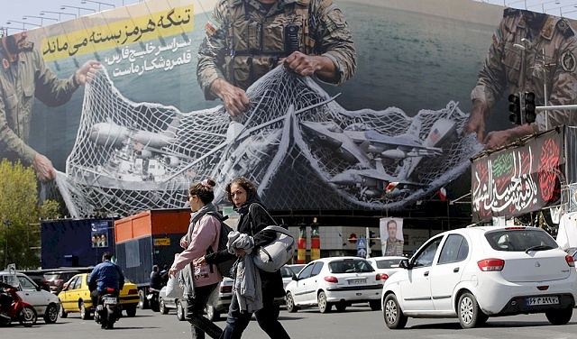 טראמפ רואה "הזדמנות טובה" להגיע להבנה עם איראן ביום שני