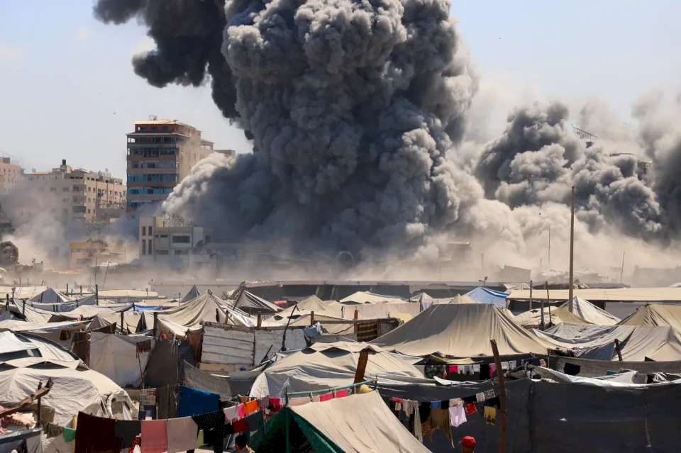 New Massacre: 10 Martyrs from Occupation Fire in Gaza