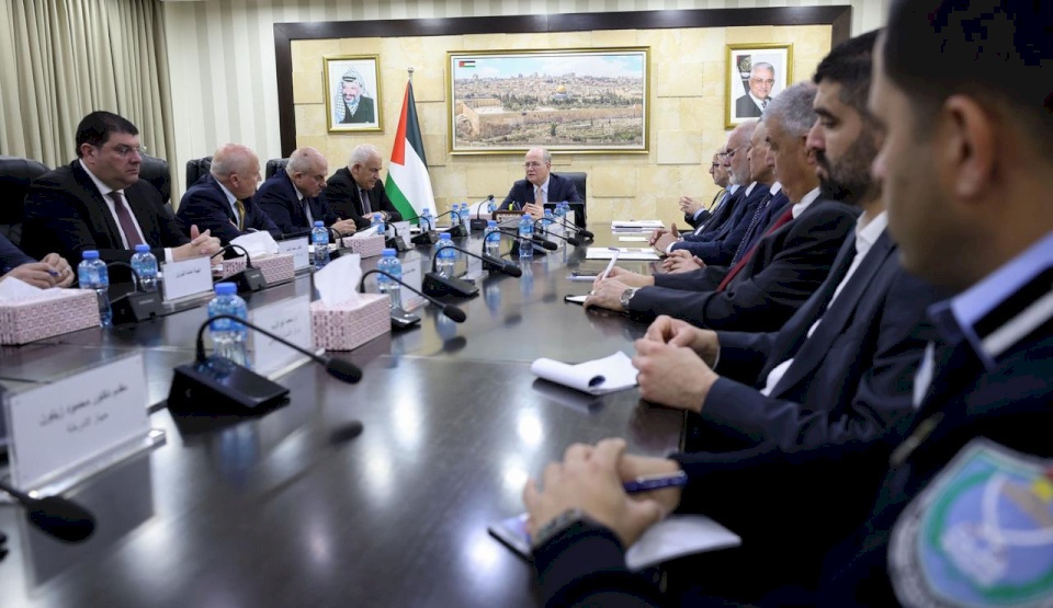 رئيس الوزراء يترأس اجتماعاً لتعزيز الرقابة على الأسواق وحماية المستهلك