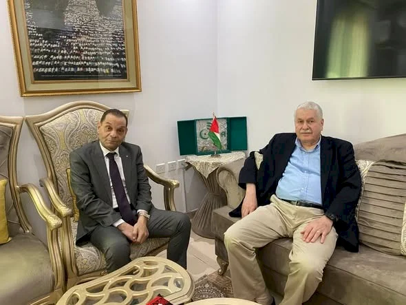 السفير بكر مودعا زملاءه في المندوبية الدائمة لدولة فلسطين 