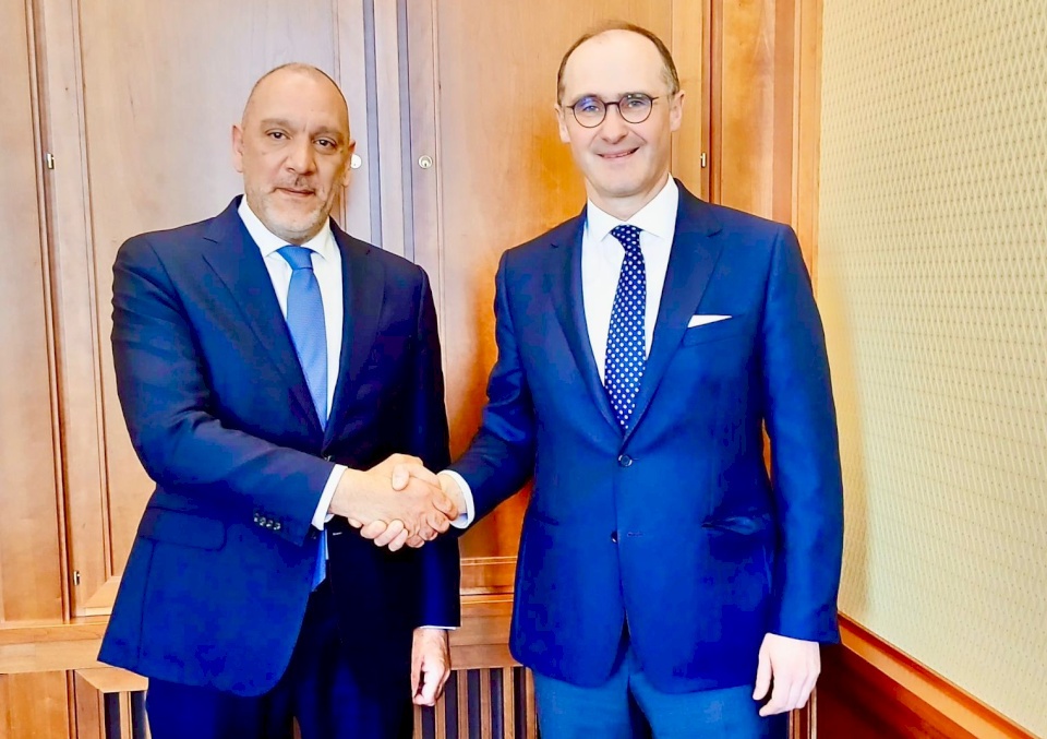 L'ambassadeur Arafat informe le vice-ministre des Affaires étrangères allemand des dernières évolutions en Palestine
