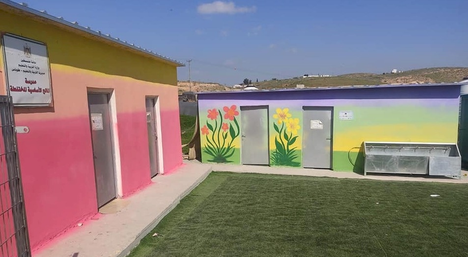 מתנחלים הרסו את בית הספר מאלח באגורה הצפונית