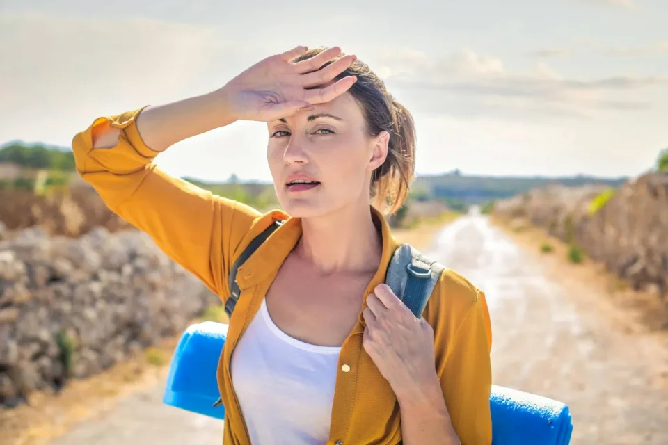 Pourquoi les femmes ressentent-elles davantage de fatigue par temps chaud ?