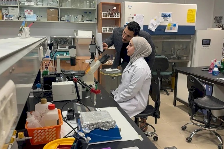 Un accomplissement académique remarquable pour l'étudiante Susana Bdeir dans le domaine des neurosciences à l'Université An-Najah nationale
