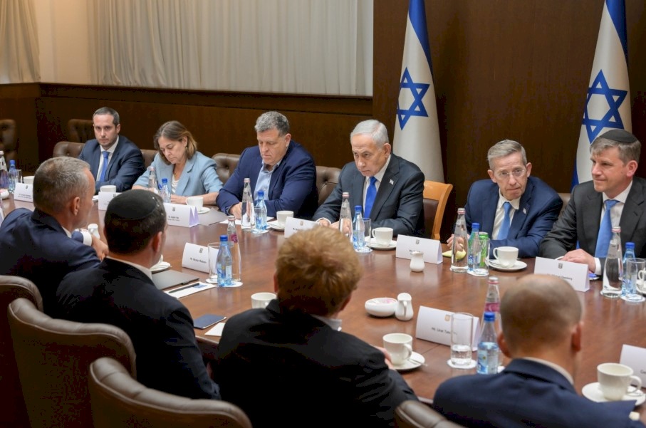 נתניהו מסביר את מלדינוב ואחרון מפנה מסר ל"חמאס": הפכו לארגון פוליטי
