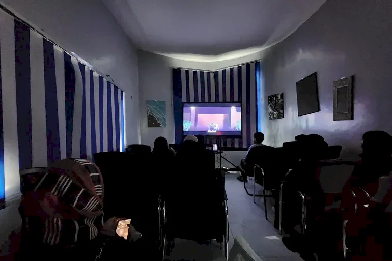 Résistance par la lumière.. Tentatives de ressusciter le cinéma yéménite sous les décombres et le blocus