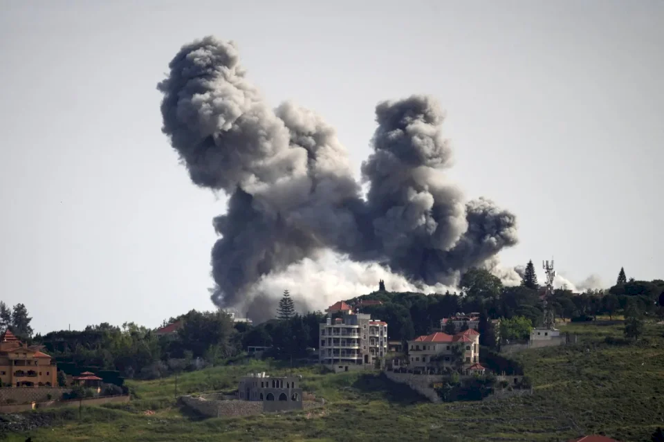 Israël poursuit son intensification dans le sud du Liban et intercepte l'infiltration de combattants du Hezbollah