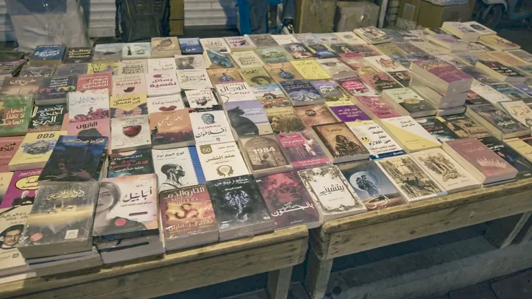 Al-Mutanabbi caché.. comment la culture crée un marché parallèle au cœur de Bagdad ?