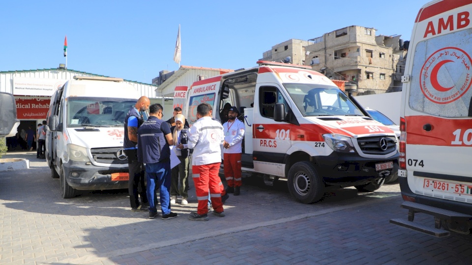 Évacuation de 33 patients de la bande de Gaza à travers le point de passage de Rafah