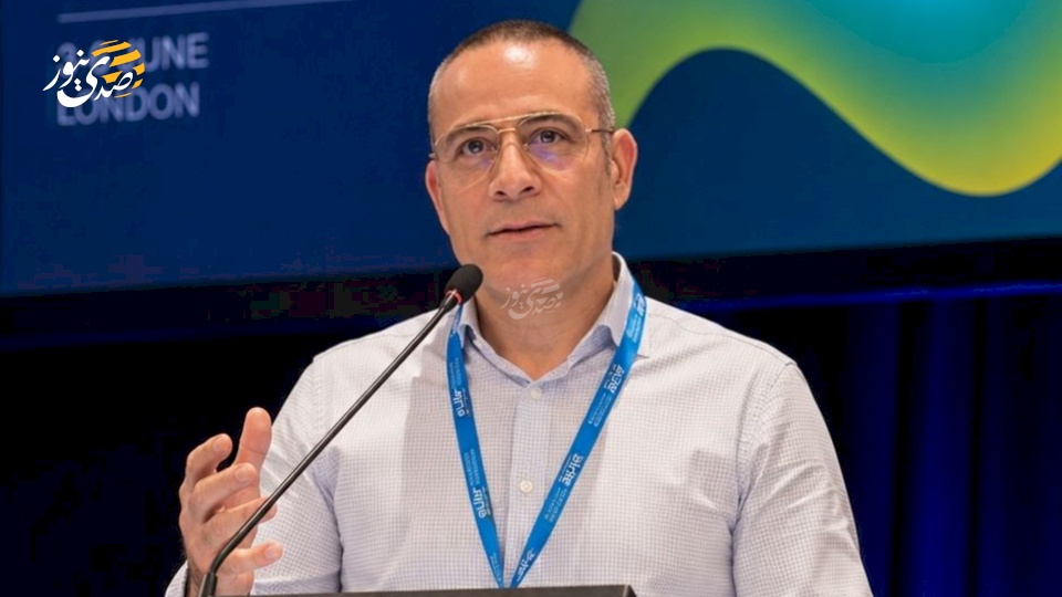 طبيب فلسطيني من قطاع غزة يشارك في مؤتمر EULAR 2026 العالمي لأمراض الروماتيزم في لندن