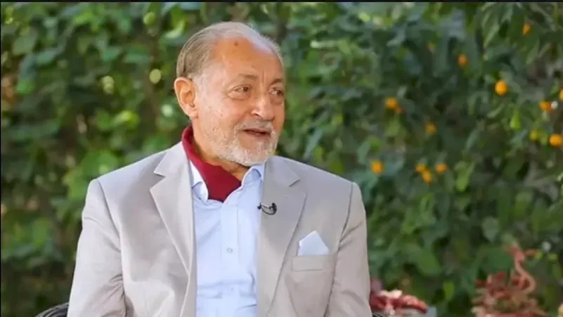Unexpected Illness.. Artist Abdel Aziz Makhioun Transferred to Hospital