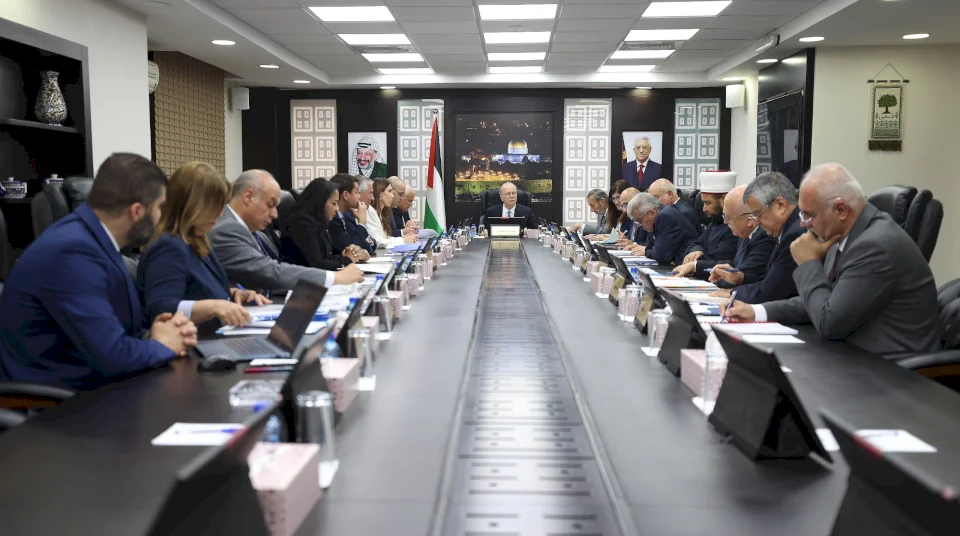 Le Premier ministre : Preparations pour le lancement d'un projet d'énergie solaire central en Cisjordanie pour 37 millions de dollars