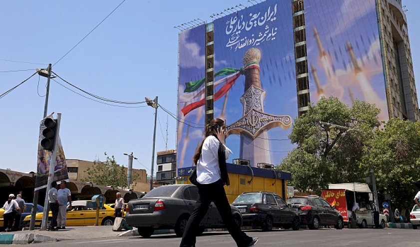 Anticipation for a "Soon" American-Iranian Agreement; Tehran Vows to Respond to the Attack on the Suburb