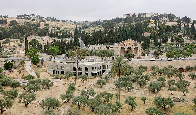 Israeli Occupation Authorities Seize Land Belonging to the Orthodox Patriarchate in Silwan